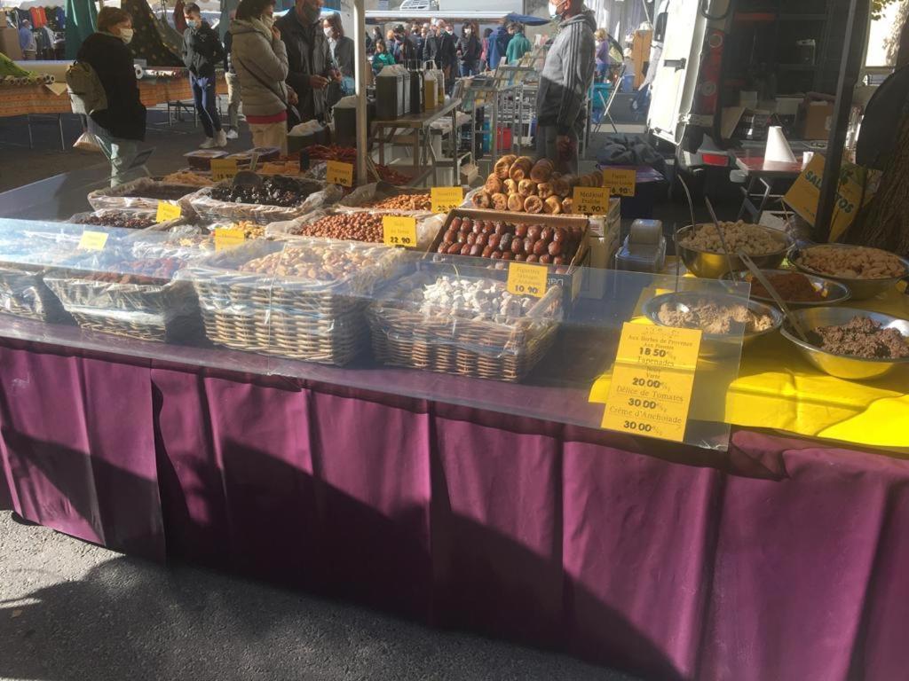 Un Coin De Luberon Διαμέρισμα LʼIsle-sur-la-Sorgue Εξωτερικό φωτογραφία